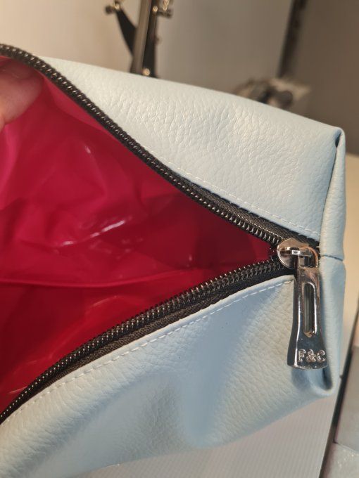 Trousse de toilette